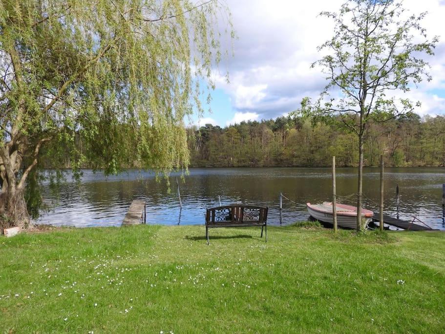 Dachwohnung Mit Wasserblick Und Eigenem Bootssteg Berlin Bagian luar foto